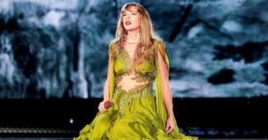 Taylor Swift Politely Corrects Security Guard While Supporting Travis Kelce at Chiefs Game