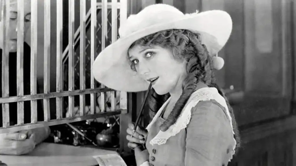 Mary Pickford Net Worth